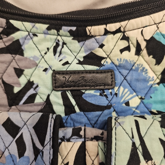 Vera Bradley crossbody - Picture 6 of 7